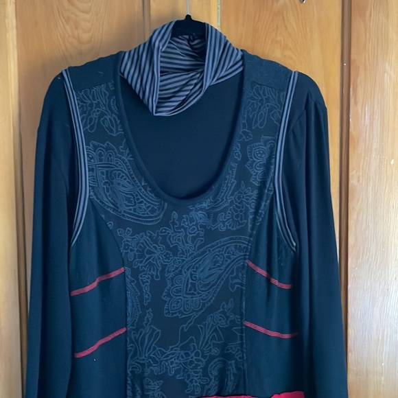 Fall winter 2 piece dress. - Picture 4 of 6